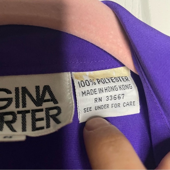 ⭐️(Size 6) Purple puff shoulder collared button down, Regina porter - Picture 2 of 4